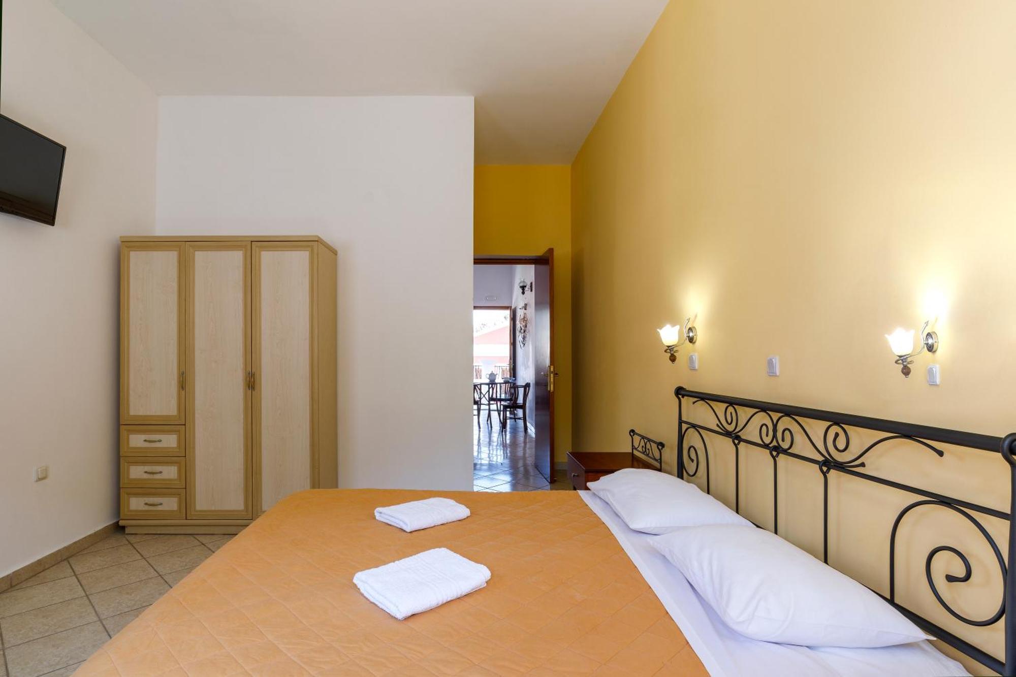 Opera House Hotel Symi Exterior foto