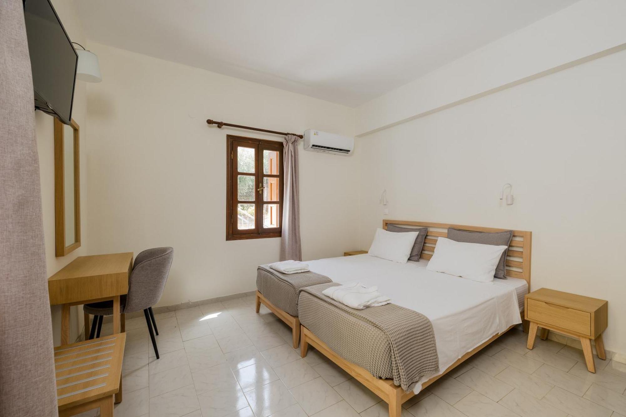 Opera House Hotel Symi Exterior foto